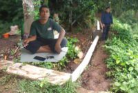 Mudah mudahan Tahun depan Pemerintah bisa mengucurkan bantuan untuk Embung yang arealnya di Blok Keramat, ‘ kata Atep Ketua Poktan Citramandiri ( Dok.Hariansumedang.com / Tatang Tarmedi )