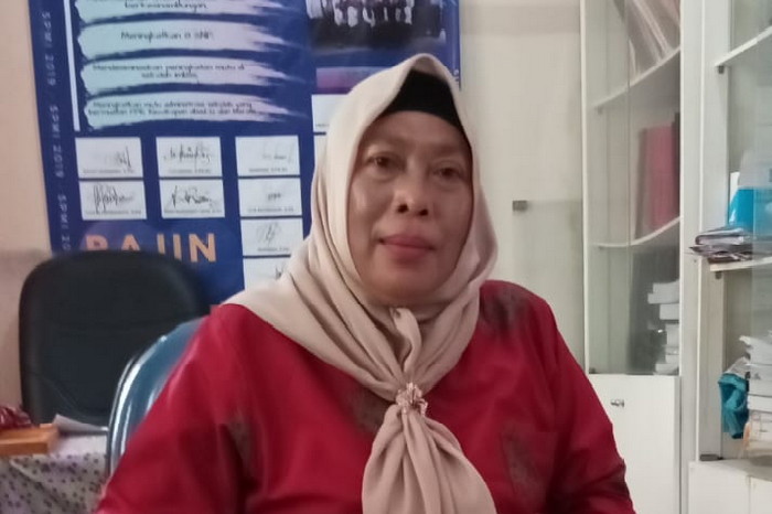 Selama 40 tahun beliau berkiprah sebagai tenaga pendidik, 20 tahun diantaranya memimpin di 4 SD dan 3 kali menjadi Plt Kepala Sekolah. ( Dok.Hariansumedang.com / Dody Nsh )