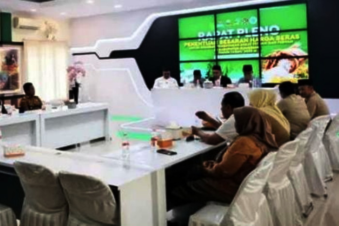 Baznas Kabupaten Sumedang gelar rapat menentukan harga beras untuk dasar  penetapan besaran Zakat Fitrah dan Fidyah 1446 H. ( Dok.Hariansumedang.com / Oki Ferdian )