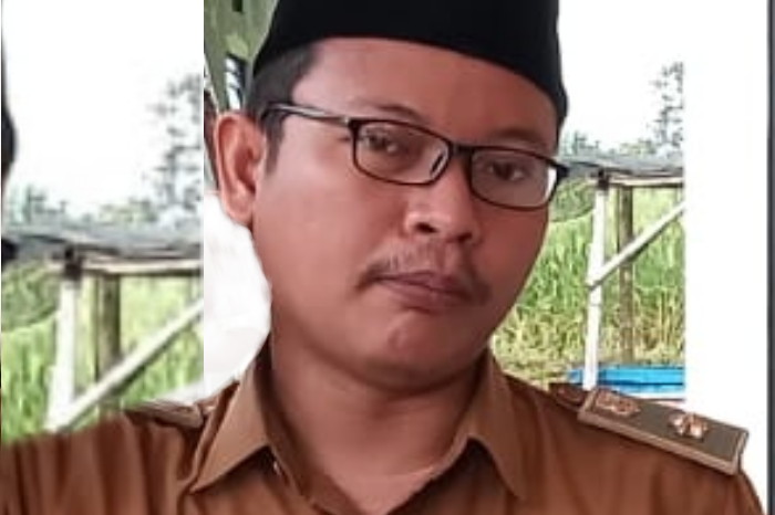 Menurut Arif Tri afrian S.pd, Kades Ranjeng, kegiatan ini menghadirkan narasumber dari Inspektorat Daerah dan Dinas Kpendudukan dan Catatan Sipil Kabupaten Sumedang. ( Dok.Hariansumedang
com / Dody/NSH )