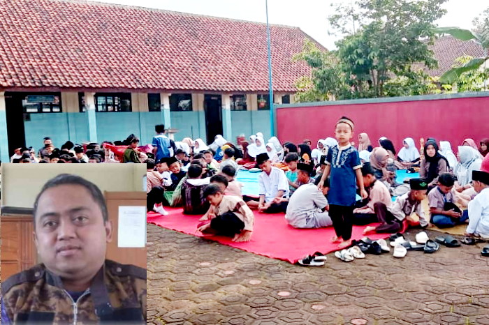 Di atas hamparan karpet di halaman sekolah, anak-anak gelar sajadah, melaksanakan solat dhuha berjamaah, tausiah dan murojaah ( Dok.Hariansumedang.com / Dody NSH )