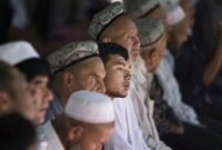 Pihak berwenang di Tiongkok telah melarang puasa selama bulan suci dengan kedok memberantas ekstremisme agama ( Foto : alzazeera.com )