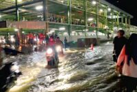 LSM Barak Indonesia menyatakan bahwa banjir di PT Hansae Majalengka akibat pengawasan pemerintah yang diduga lalai. ( Dok.Hariansumedang.com / Abdul Haris )