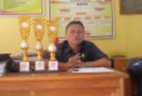 Kepsek SDN Cimanuk merangkap Kepala SDN Cibuluh ( Dok.Hariansumedang.com / Abdul Haris )