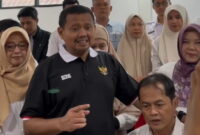 Bupati H. Dony Ahmad Munir tinjau langsung CKG di Sekretariat DPRD Sumedang ( Dok.Hariansumedang.com / Siti Kowati )