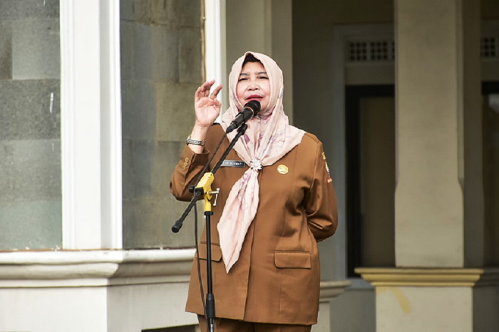 Meniurut Sekda seluruh Aparatur Sipil Negara (ASN) memiliki tanggung jawab moral untuk menyukseskan hajat besar yang akan digelar akhir pekan ini. ( Dok.Hariansumedang.com / Siti )