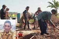 Proyek rabat beton jalan ini memiliki panjang 250 meter dengan lebar 3 meter dan tebal 0,12 cm, dengan nilai anggaran sebesar Rp 104.619.000. ( Dok.Hariansumedang.com / Dody )