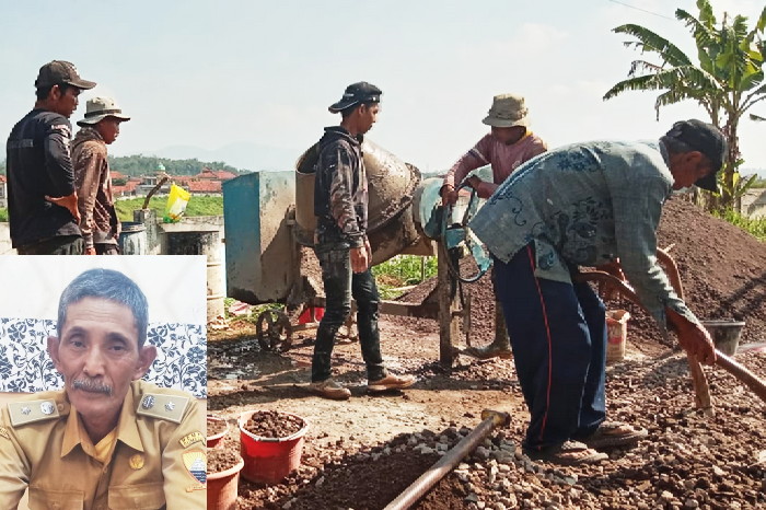 Proyek rabat beton jalan ini memiliki panjang 250 meter dengan lebar 3 meter dan tebal 0,12 cm, dengan nilai anggaran sebesar Rp 104.619.000. ( Dok.Hariansumedang.com / Dody )