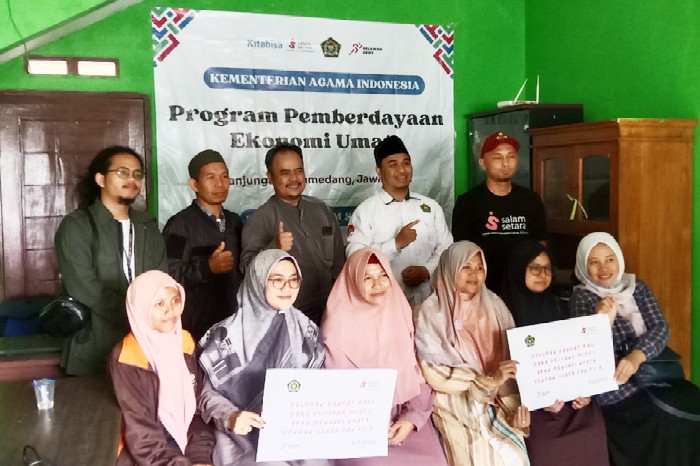 Program pemberdayaan ekonomi untuk meningkatkan kesejahteraan masyarakat diselenggarakan Kemenag dan Lembaga Amil Zakat Tanjungsari ( Dok.Hariansumedang.com / Dody Nsh ) 