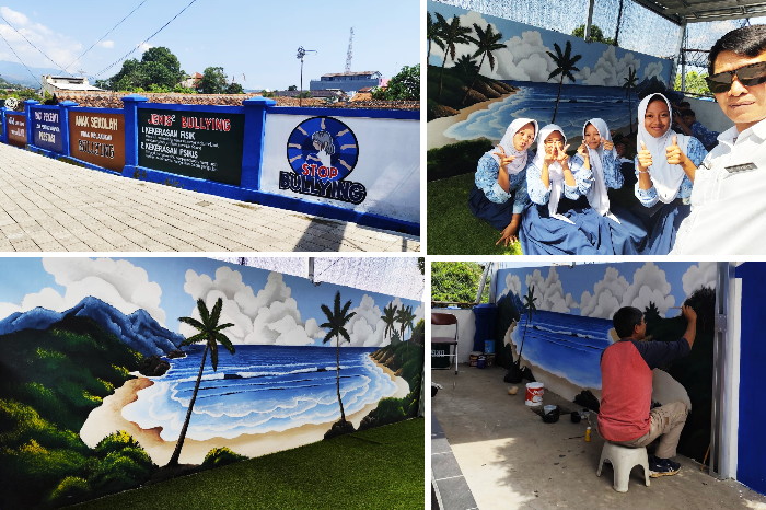 Kepala SMPN 9 Sumedang, Jatnika Pria Utama bersama siswa-siswanya, dan kata-kata literatus dan lukisan di dinding pagar sekolah yang ia lukis sendiri. ( Dok.Hariansumedang.com / Tatang Tarmedi )