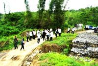 Inilah wilayah Kecamatan Surian yang sangat terpencil, belum memiliki SMA Negeri