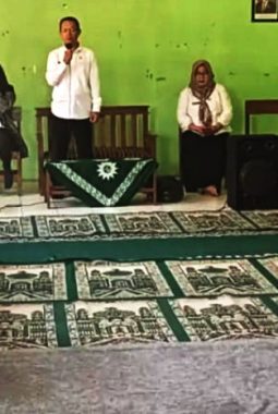 Sekcam Tanjungsari Agus Turaz Beri Pembinaan Wawasan Kebangsaan di SMP dan MA Muhammadiyah