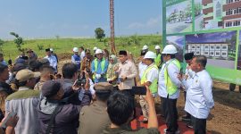 Acara tersebut dihadiri Wakil Menteri Agama R. Muhammad Syafi’i dan Bupati Sumedang Dony Ahmad Munir. ( Dok.Hariansumedang.com / Siti Kowati )