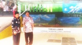 Kepala SDN Citali Erawan Sukarya, didampingi guru kelas Apud Abidin, menjelaskan bahwa program Talinum dirancang untuk mendekatkan siswa pada dunia literasi dan numerasi melalui konsep Teras Leber (Literasi Numerasi Lewat Bermain). 