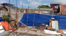 Proyek senilai Rp1,05 miliar itu bersumber dari anggaran Kementerian dan mencakup sembilan item pembangunan serta rehabilitasi fisik sekolah. ( Dody NSH)