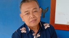 Kepala SMPN 3 Tanjungsari, Jaja Juanda, selalu menerapkan pola kepemimpinan yang dekat dengan siswa ( Dody )