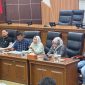 Rapat bertajuk _Harmonisasi Langkah dan Pemahaman dalam Rangka Penyelesaian Permasalahan Waduk Jatigede_ itu digelar di Ruang Rapat Paripurna DPRD Kabupaten Sumedang, Selasa, 12 Mei 2026. ( Dok. Hariansumedang.com / Tatang Tarmedi )
