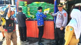 Kegiatan operasi pasar murah tersebut digelar di empat titik strategis, yakni Pasar Kadipaten, Pasar Cigasong, Pasar Talaga, dan Pasar Prapatan Sumberjaya. Program ini berlangsung hingga Senin, 25 Mei 2026. ( Dok.hariansumedang.com / Abdul Haris )