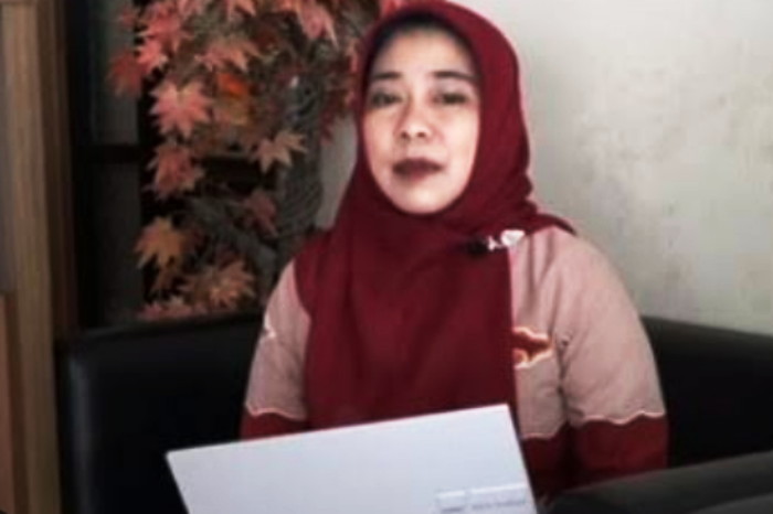 Kami menyiapkan tim verifikator jauh hari sebelum proses pendaftaran dibuka. Setiap anggota tim memahami betul tugas dan tanggung jawabnya, sehingga ketika ada kendala teknis di lapangan, mereka mampu menyikapinya dengan cepat dan tepat,” ujar Titin.