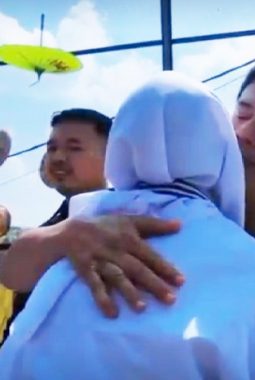 Kesederhanaan yang Membekas: Derai Air Mata dan Untaian Doa Warnai “Paturay Tineung” SMP Negeri 9 Sumedang