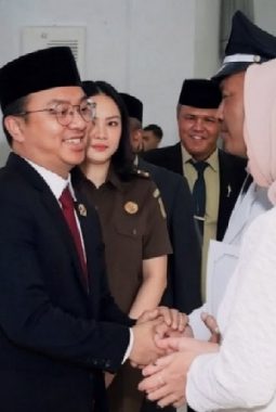 Wakil Ketua DPRD Sumedang Hadiri Pelantikan Kades Cintamulya dan Banyuresmi 