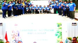Penanaman pohon bersama di Arboretum Halaman Kantor Gubernur Papua Barat, Jumat 14 Agustus 2026, menjadi menjadi penanda bahwa komitmen bersama IRI Indonesia dan Pemprov Papua Barat Membangun Kolaborasi Lintas Iman untuk Keadilan Ekologis dan Perlindungan Hutan Papua harus berakar dalam tindakan nyata. (Dok. IRI Indonesia/Fajar)
Penandatanganan Nota Kesepahaman antara IRI Indonesia dan Pemerintah Provinsi Papua Barat tentang Penguatan Kolaborasi untuk Pembangunan Berkelanjutan dan Perlindungan Hutan di Papua Barat, Kamis 13 Agustus 2026. (Foto: IRI Indonesia/Fajar)