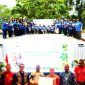 Penanaman pohon bersama di Arboretum Halaman Kantor Gubernur Papua Barat, Jumat 14 Agustus 2026, menjadi menjadi penanda bahwa komitmen bersama IRI Indonesia dan Pemprov Papua Barat Membangun Kolaborasi Lintas Iman untuk Keadilan Ekologis dan Perlindungan Hutan Papua harus berakar dalam tindakan nyata. (Dok. IRI Indonesia/Fajar)
Penandatanganan Nota Kesepahaman antara IRI Indonesia dan Pemerintah Provinsi Papua Barat tentang Penguatan Kolaborasi untuk Pembangunan Berkelanjutan dan Perlindungan Hutan di Papua Barat, Kamis 13 Agustus 2026. (Foto: IRI Indonesia/Fajar)