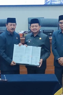 DPRD dan Pemkab Sumedang Sepakati Nota KUA-PPAS 2027, Anggaran Harus Mengakar pada Kepentingan Masyarakat