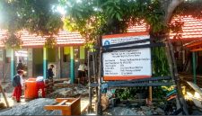 Kepala SDN Cikareo 2, Nanang Suryana, menjelaskan bahwa dana bantuan tersebut didapatkan setelah pihak sekolah mengajukan permohonan resmi melalui sistem Data Pokok Pendidikan (Dapodik).