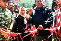 Jembatan penyeberangan sepanjang kurang lebih 26 meter ini hadir sebagai jalur vital yang menghubungkan Desa Campaga (Blok Cilengsar) dan Desa Talaga Kulon (Blok Ciranca). 
