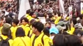 Jelang dimulainya unjuk rasa yang dijadwalkan pukul 13.00 WIB tersebut, jajaran Polda Metro Jaya mengamankan 21 orang yang diduga berpotensi memicu kericuhan.