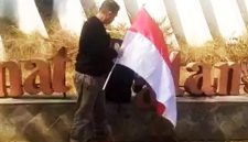 Langkah ekstrem ini menjadi puncak kekecewaannya. Berbagai pengaduan yang ia layangkan sebelumnya tak kunjung membuahkan hasil yang memuaskan.