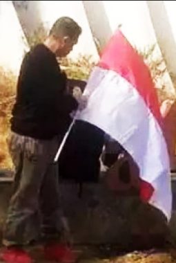 Demi Karir Anak, Johan Nekad Jalan Kaki Pemalang – Jakarta